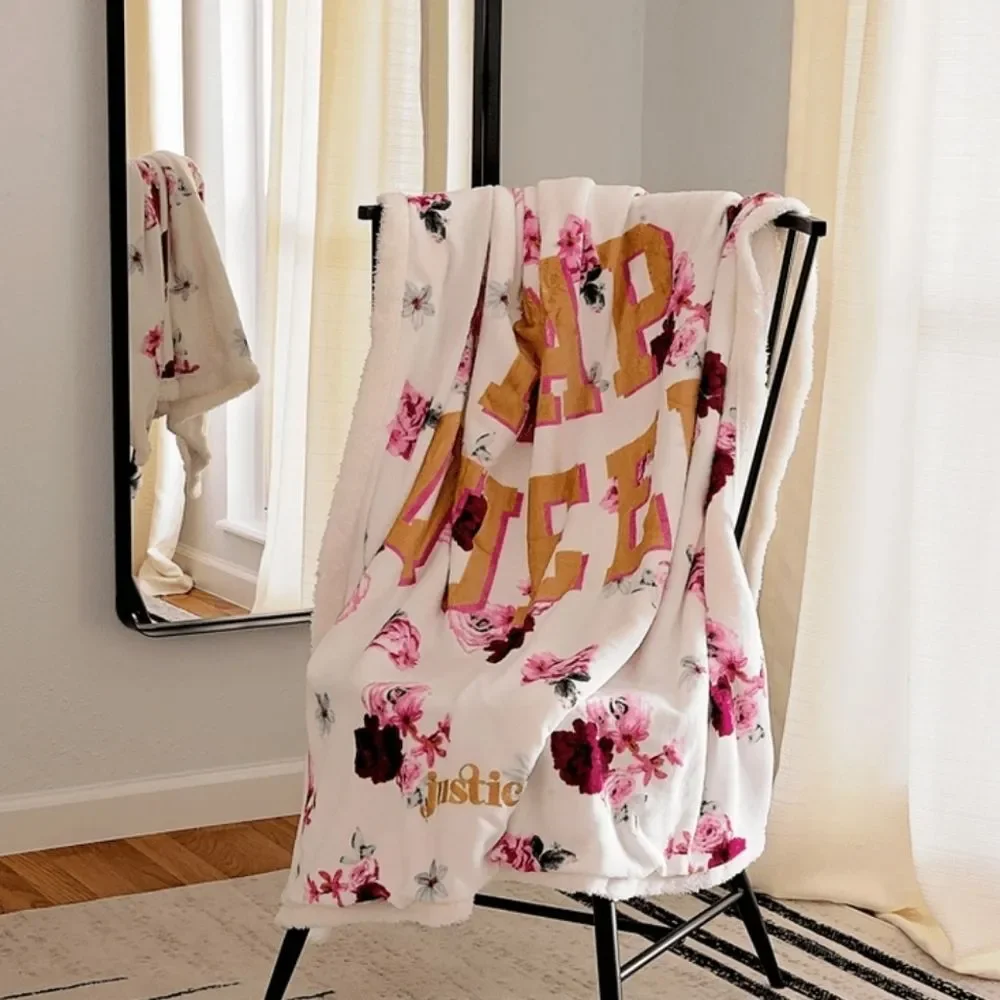 Justice Nap Queen Sherpa Throw‎ Blanket